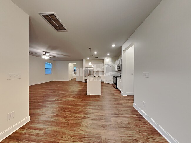 Building Photo - 141 Hazel Pk Dr