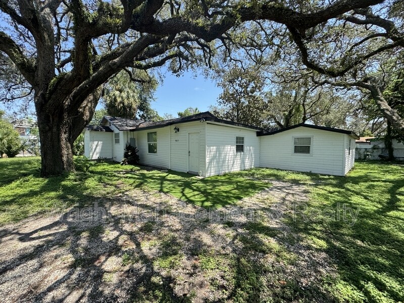 Foto principal - 9815 N 16th St