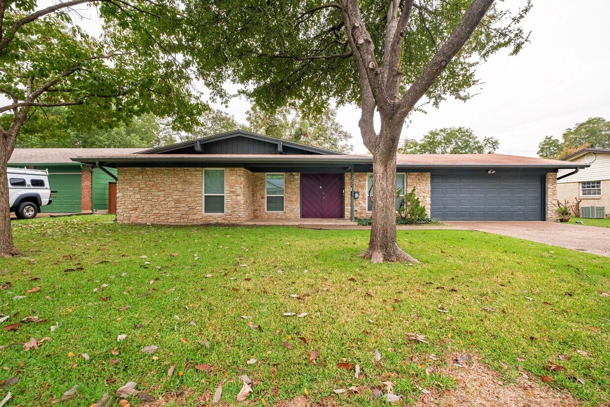 2003 Teakwood Dr, Austin, TX 78757 House Rental in Austin, TX