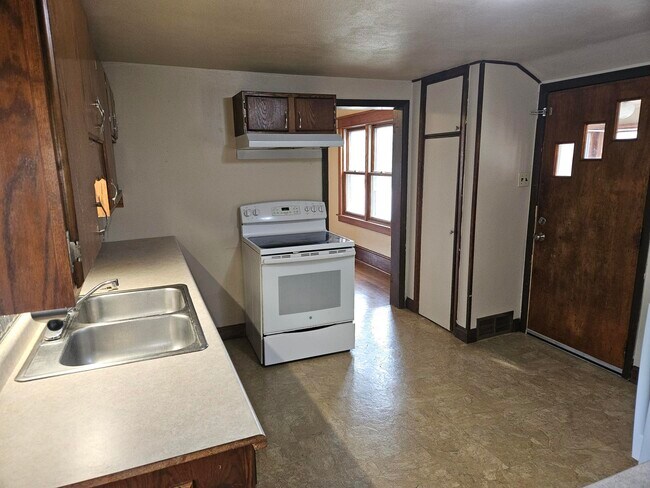 Foto del edificio - 400 Sherry St