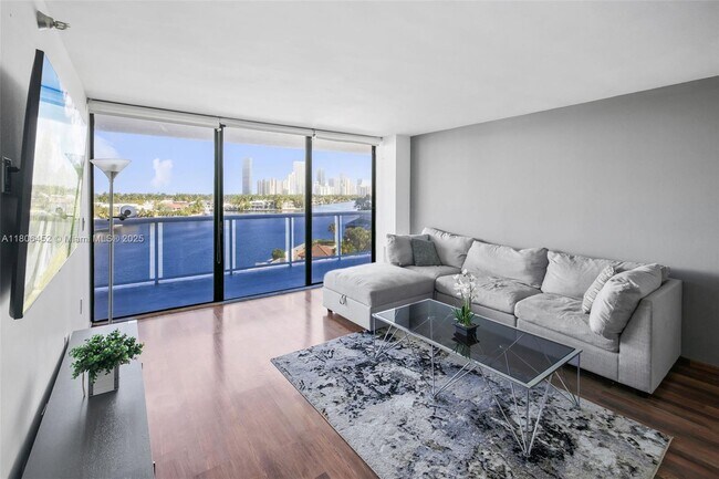 Foto del edificio - 20515 E Country Club Dr