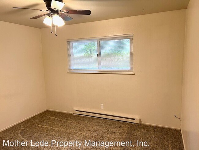 Foto del edificio - 3 br, 1 bath House - 19190 Beauchamp Dr #7