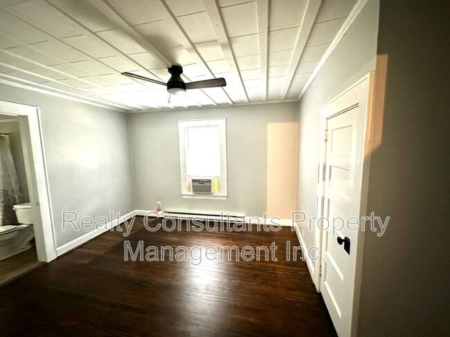 Foto del edificio - 313 Druid St