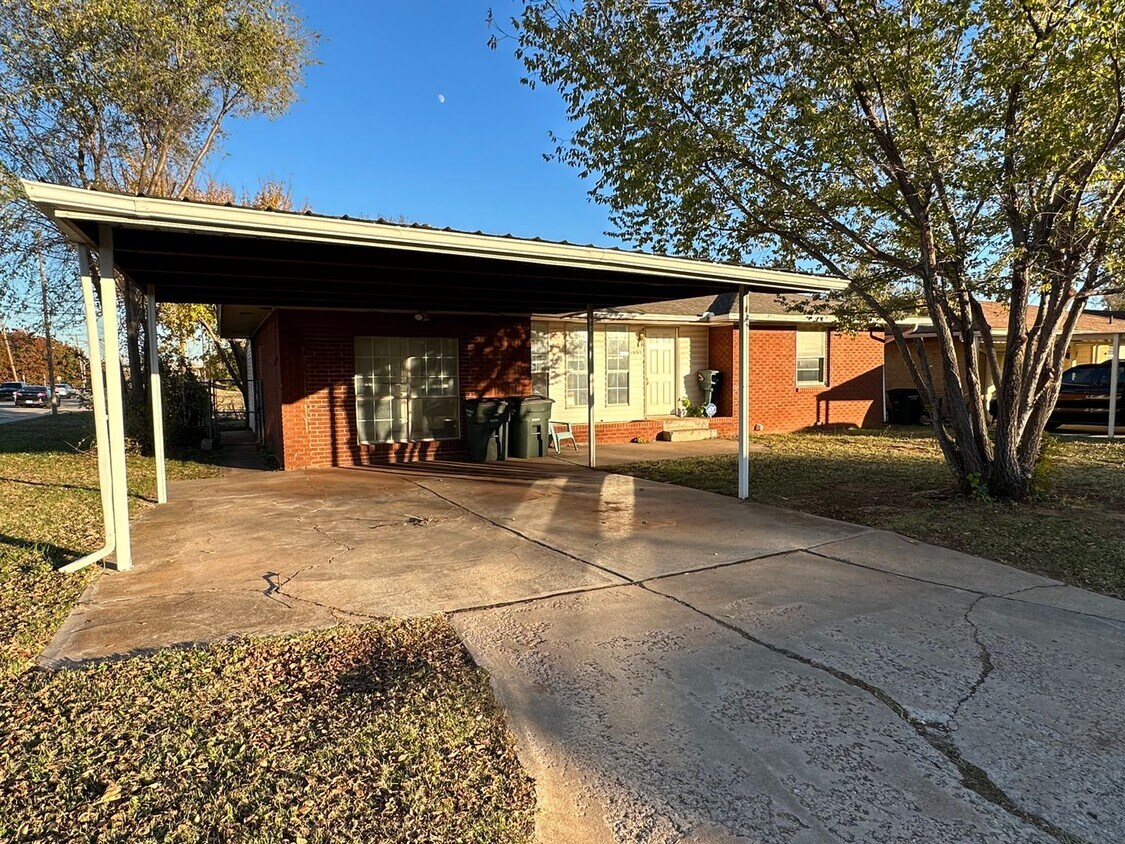 Primary Photo - 3 Bedroom 1 Bathroom