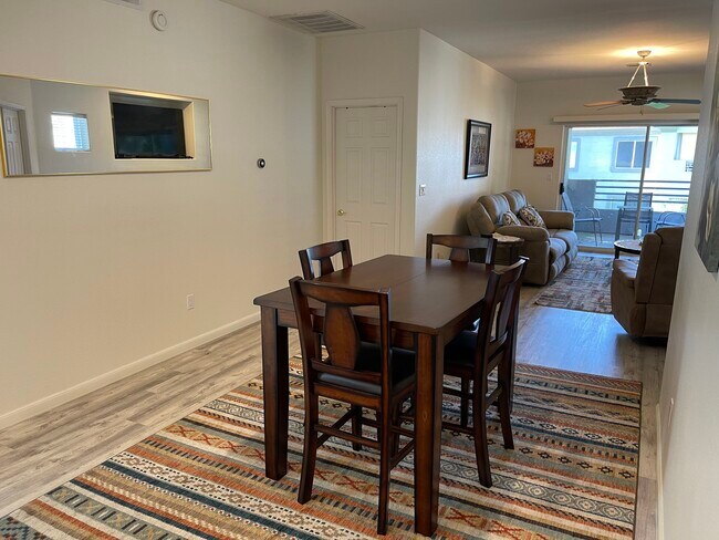 Foto del edificio - 7401 W Arrowhead Clubhouse Dr