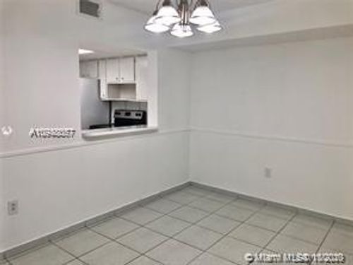 Foto del edificio - 2055 SW 122nd Ave