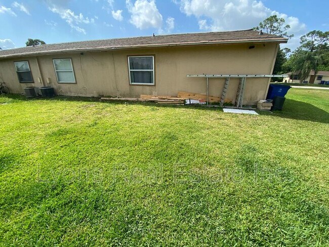 Building Photo - 4425 Ruthann Ct