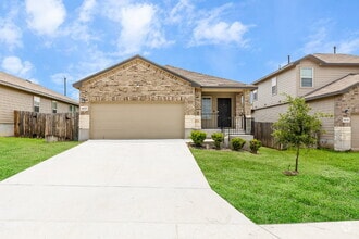 Building Photo - 6430 Greensleeves