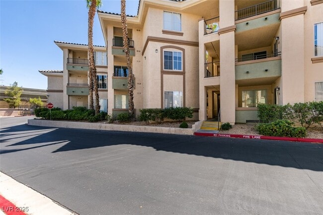 Building Photo - 7151 S Durango Dr