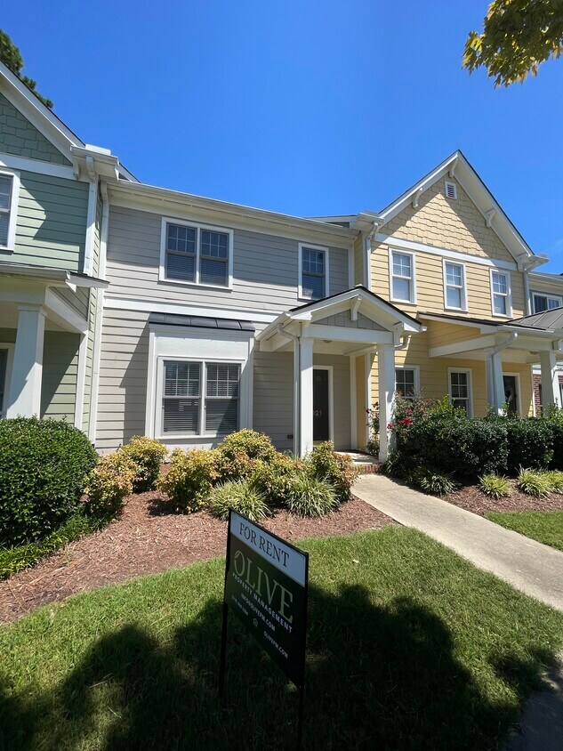 20021 Roark Hoey Loop, Chapel Hill, NC 27517 Townhome Rentals in Chapel Hill NC