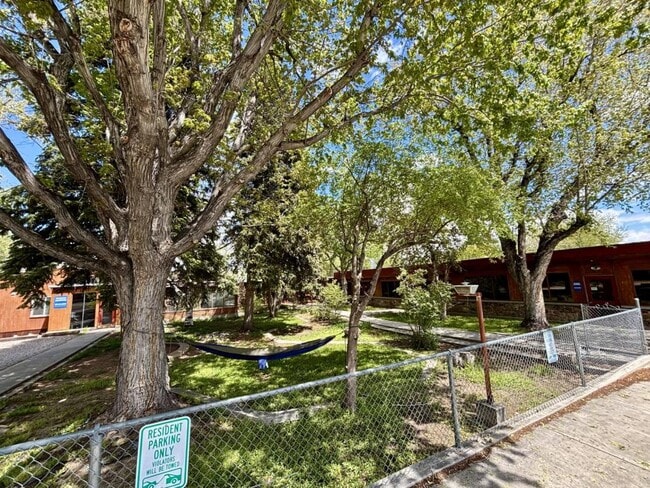 Building Photo - 620 Washakie St