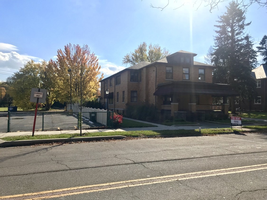 Foto principal - 215 Wyoming Ave