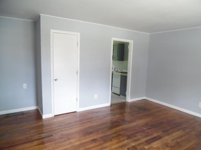 Building Photo - 2 BR, 1 BA duplex in the heart of Jacksonv...