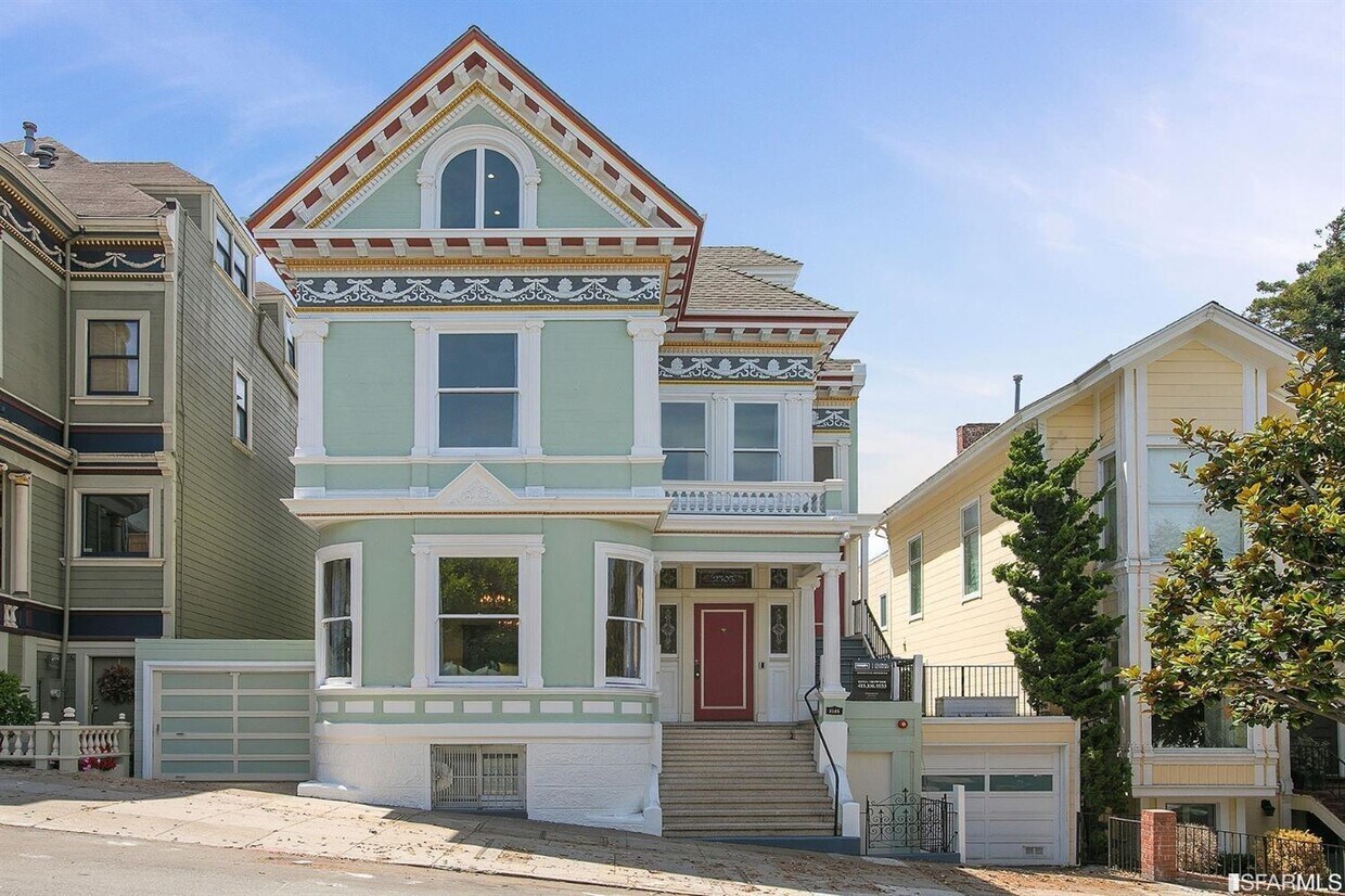 Primary Photo - 2505 Gough St