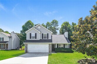 Building Photo - 64 Maple Hill Dr