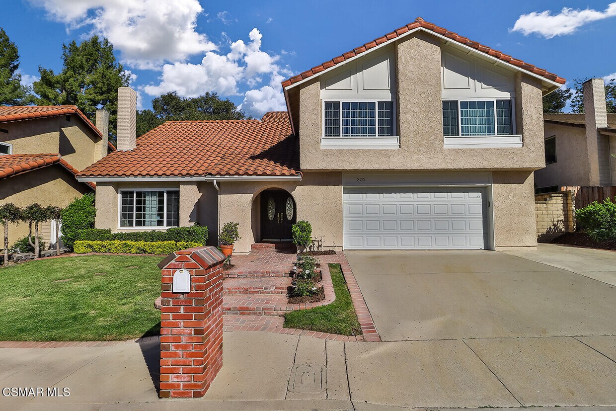 Foto principal - 270 Fox Hills Dr