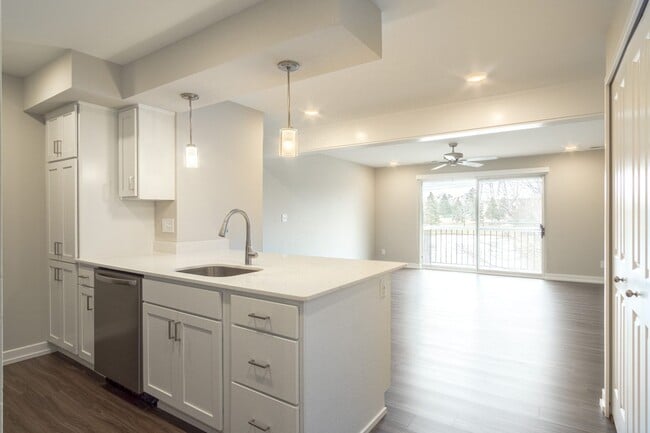 Apartamento renovado (2022) - Hillside Apartments