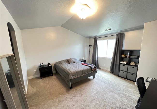 Building Photo - 5233 W Cannavale Ln