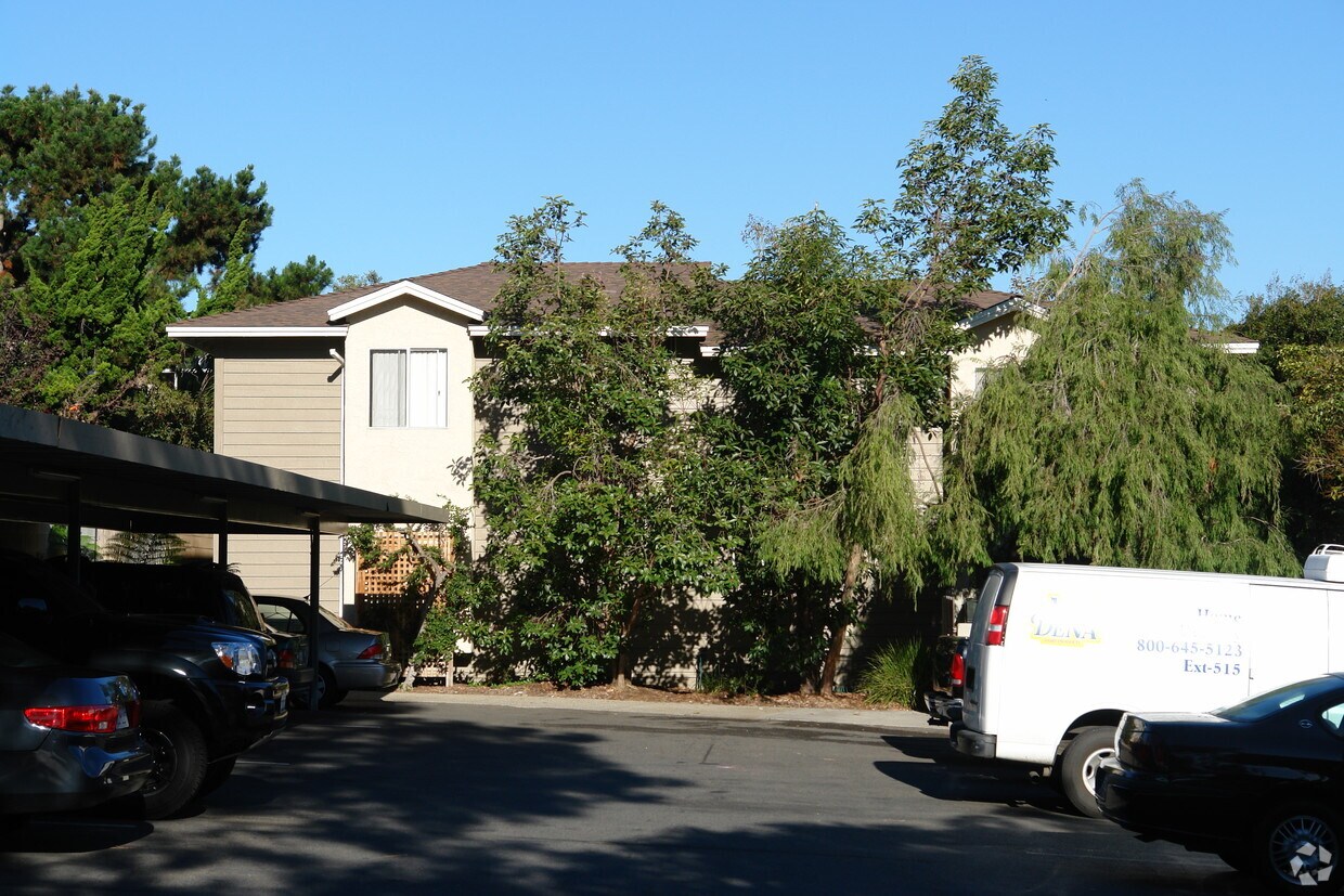 240 Chinquapin Ave, Carlsbad, CA 92008 Apartments in Carlsbad, CA