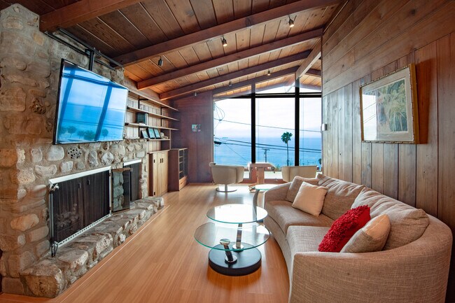 Foto del edificio - 111 Spindrift Dr