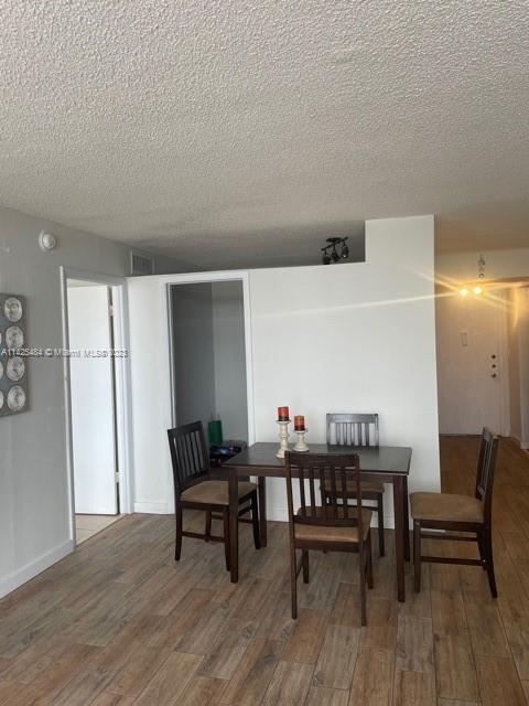Foto del edificio - 1200 NE Miami Gardens Dr