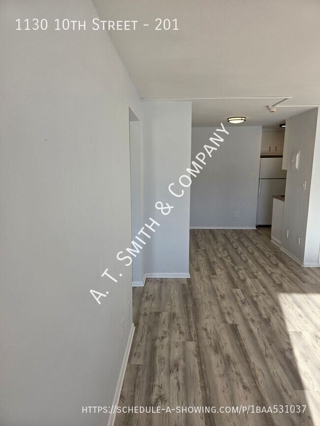 Foto del edificio - 1130 10th St