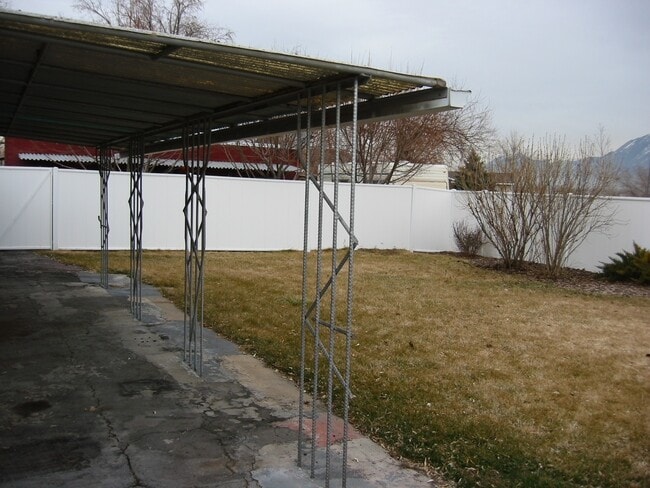 Photo - 9857 S 1000 W House