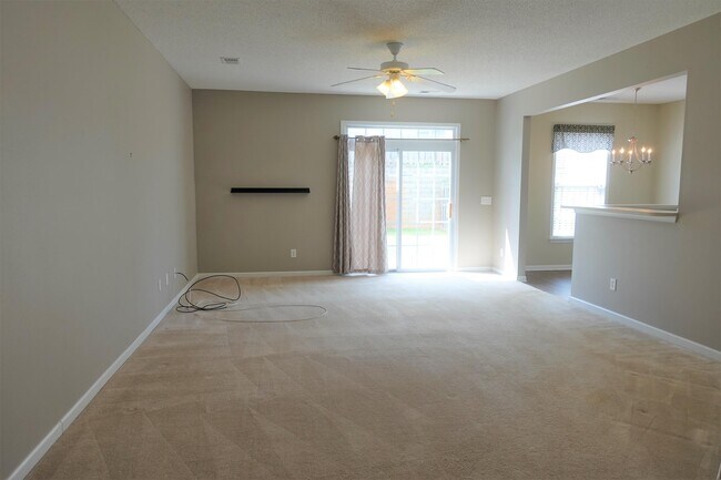 Building Photo - 133 Marshland Ln