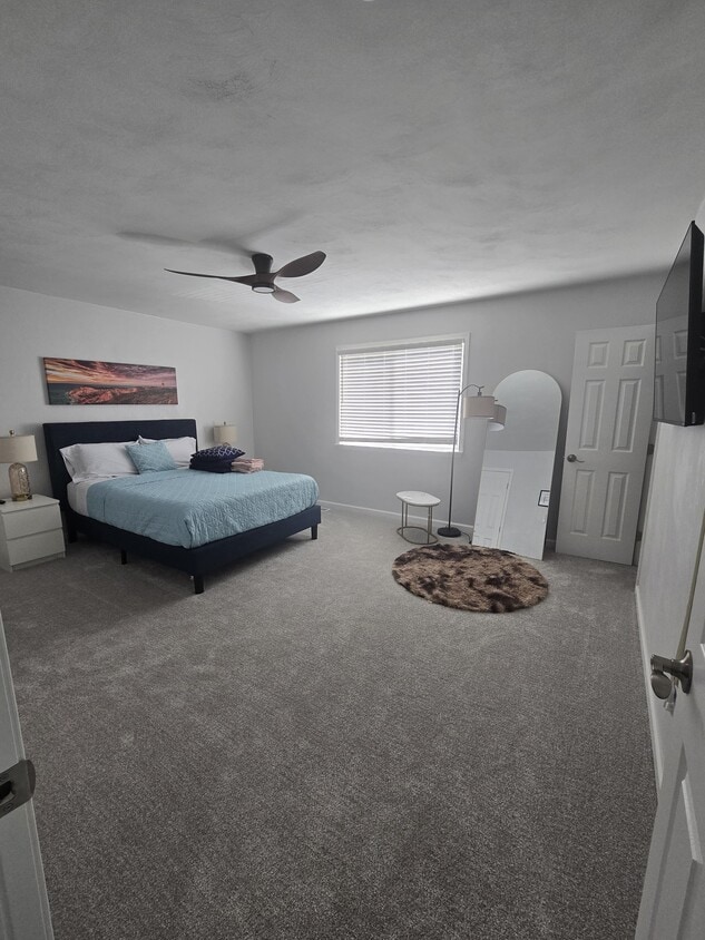 Building Photo - 9527 18th Bay St