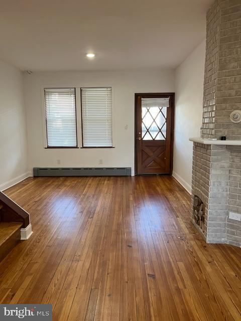 Foto del edificio - 2408 Duncan St