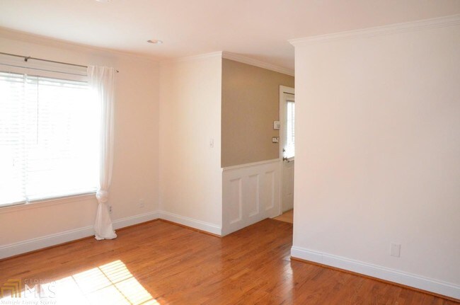 Foto del edificio - 5995 Exeter Cir