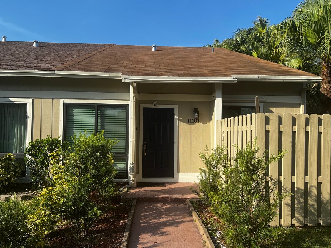 11101 NW 37th St, Sunrise, FL 33351 Townhome Rentals in Sunrise FL