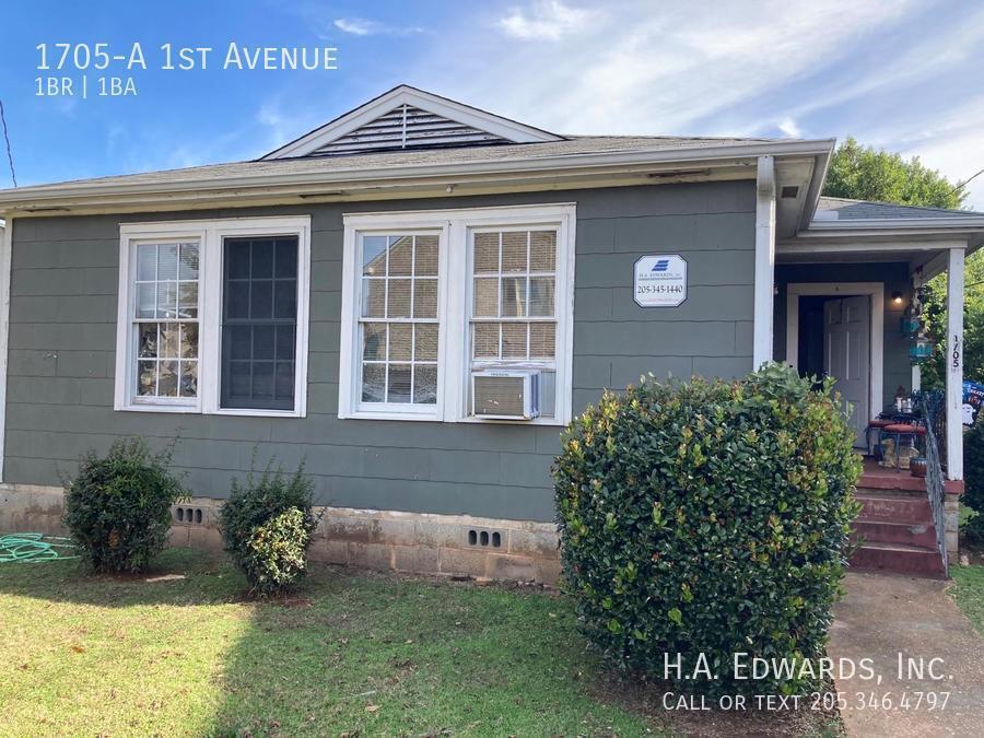 Foto principal - 1705 1st Ave