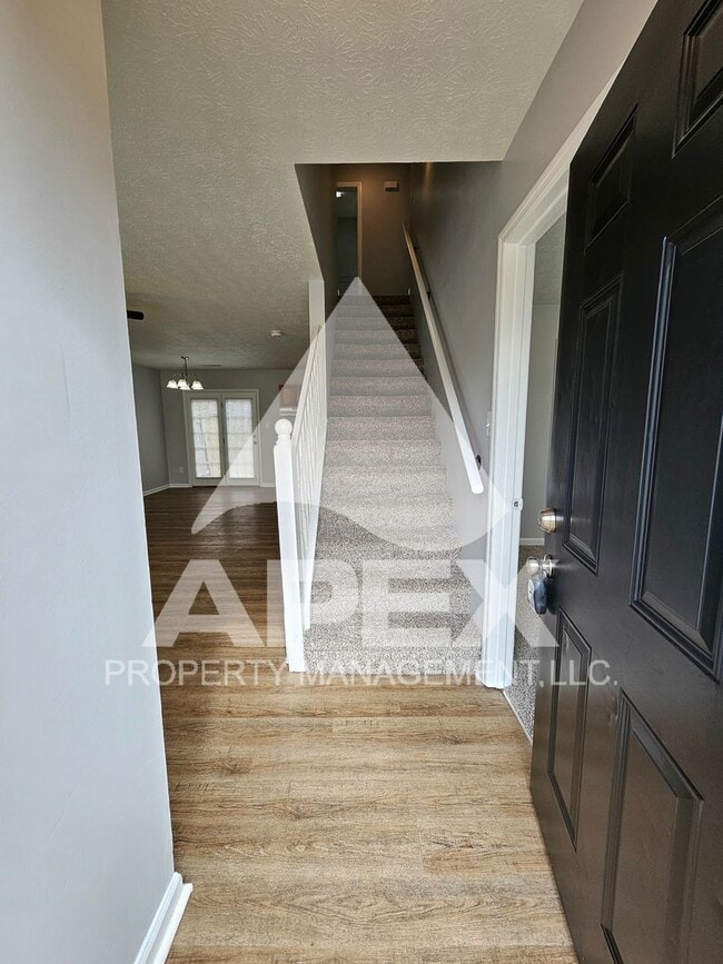 Photo - **MOVE-IN SPECIAL** 1/2 off 1st month! Bea... Townhome