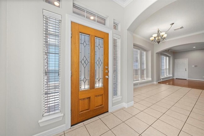 Building Photo - 13611 Brookbluff Ln