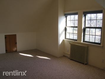 Building Photo - 34 Manet Rd