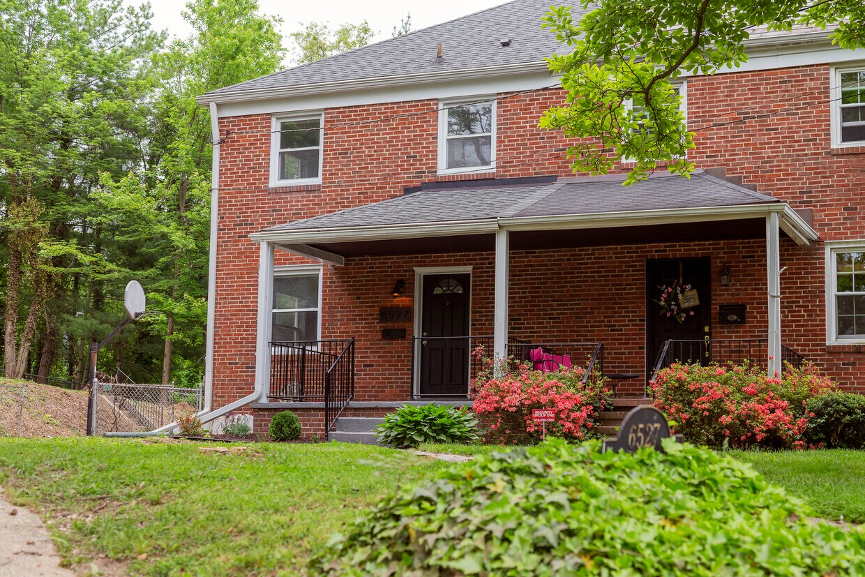 6527 Loch Hill Ct, Baltimore, MD 21239 House Rental in Baltimore, MD