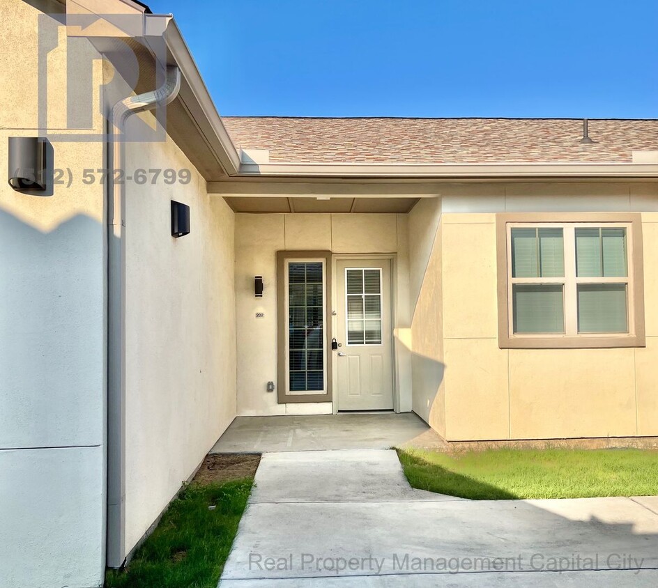 Primary Photo - Comfortable 2-bedroom, 2-bathroom Condo wi...