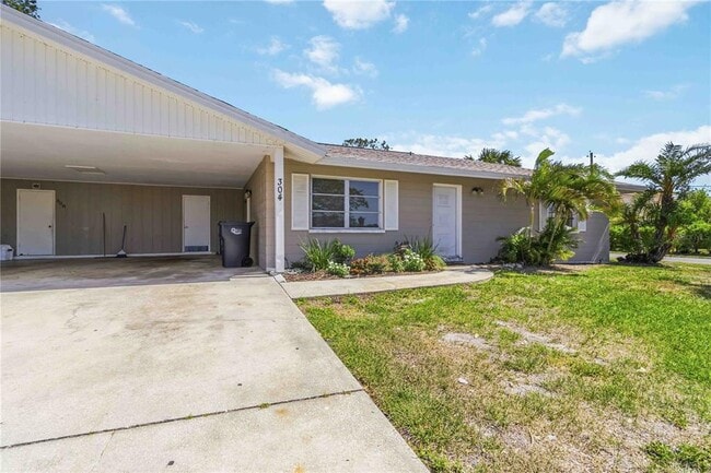 Building Photo - 304 Lantana Ave