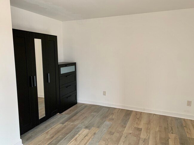 Foto del edificio - 11901 W Appleton Ave
