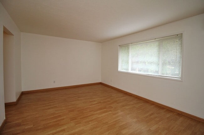 Foto del edificio - 8209-8217 SE 15th Ave