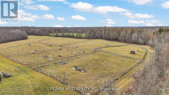 Building Photo - 1802 REGIONAL Rd