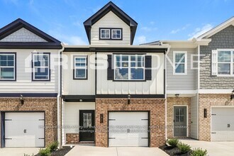 Building Photo - 7415 Fletcher Dr