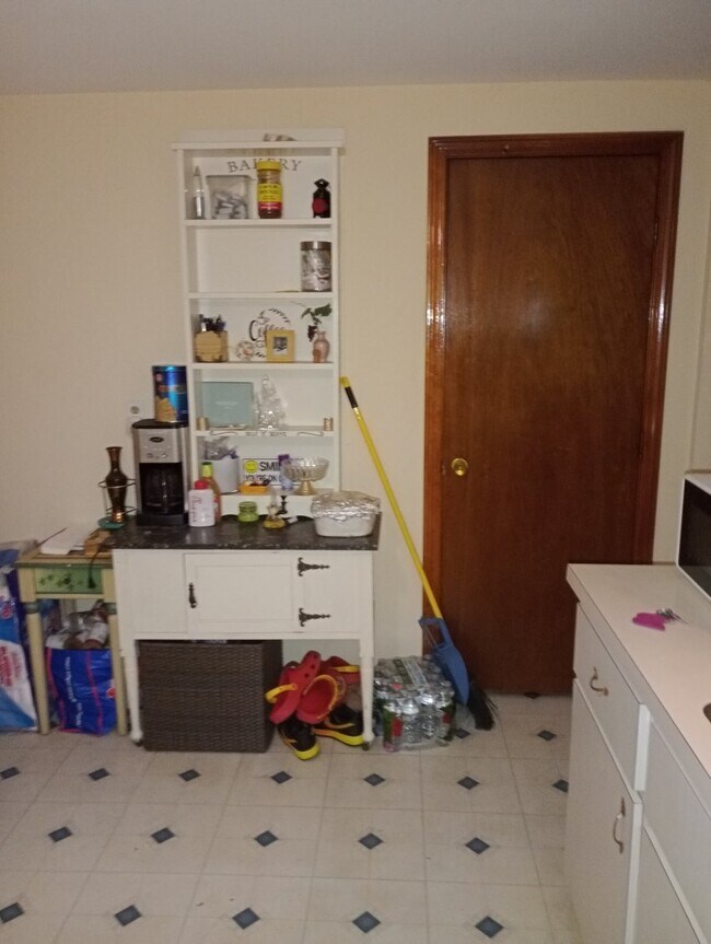 KITCHEN - 28 Warren St