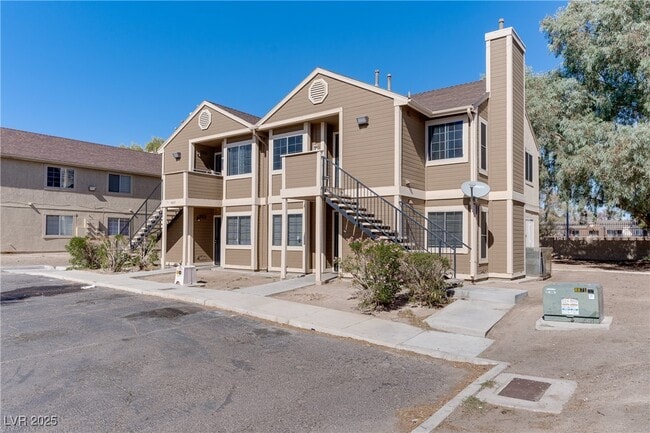 Building Photo - 4672 Krissylouise Way