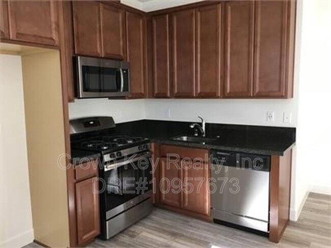 Foto del edificio - 1043 Gregorio Ave