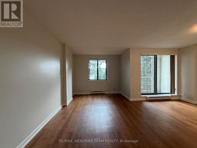 Building Photo - 128 St Augustine Dr