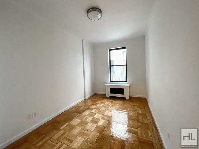 Foto del edificio - EAST 88 STREET
