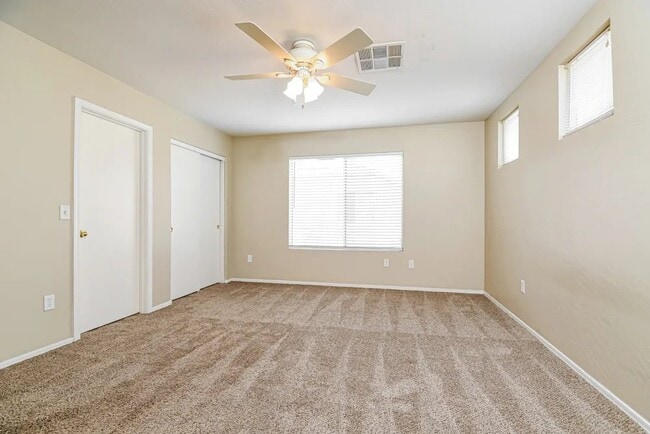 Building Photo - 4282 E Baylor Ln