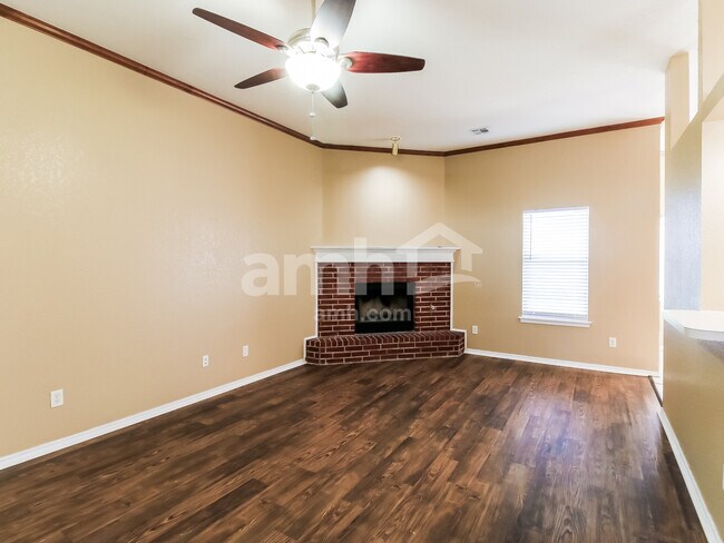 Foto del edificio - 700 SW 156th Pl